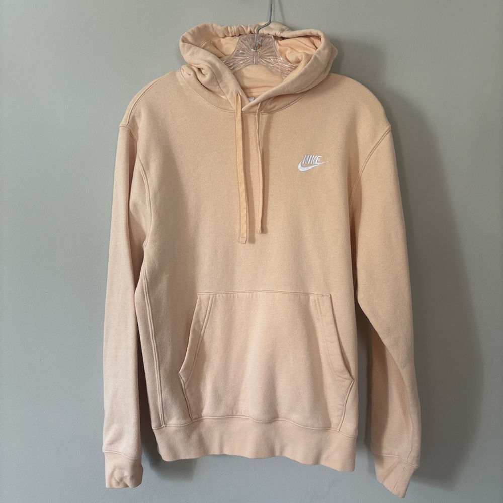 Nike Sportswear Men’s/Unisex Club Fleece Hoodie Apricot Sz Small EUC